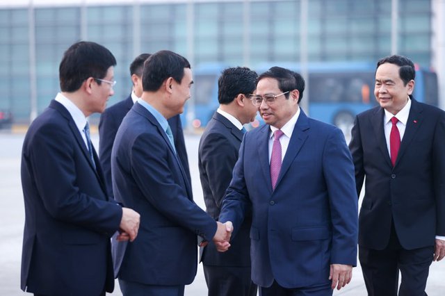 Sáng 10/11, Thủ tướng Chính phủ Phạm Minh Chính dẫn đầu đoàn đại biểu Việt Nam bắt đầu các hoạt động trong khuôn khổ Hội nghị Cấp cao ASEAN lần thứ 40, 41 và các hội nghị liên quan
