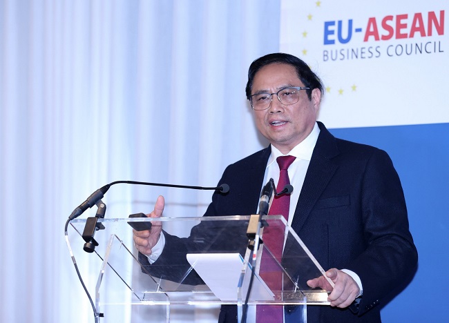 Thủ tướng Phạm Minh Chính phát biểu tại Hội nghị Thượng đỉnh Kinh doanh ASEAN-EU. Ảnh: Tư liệu
