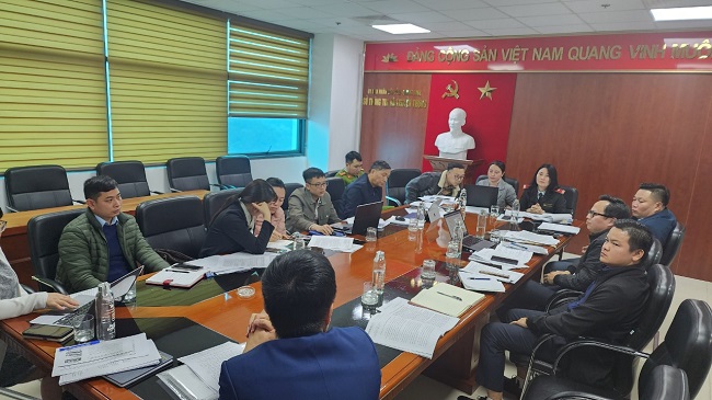 Quang cảnh buổi làm việc do Thanh tra Sở Thông tin và Truyền thông tỉnh Quảng Ninh chủ trì.
